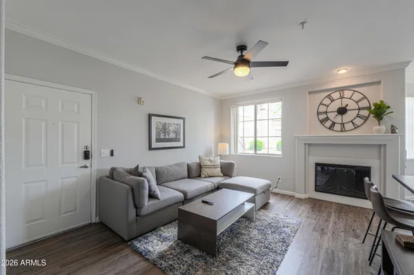 $320,000 | 1941 South Pierpont Drive, Unit 1062, Mesa, AZ 85206