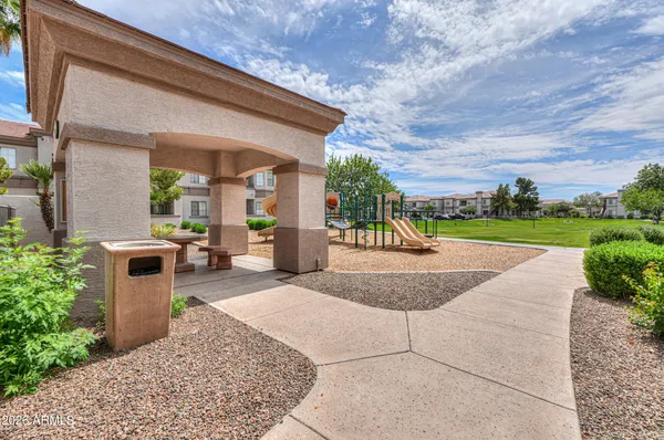 $320,000 | 1941 South Pierpont Drive, Unit 1062, Mesa, AZ 85206