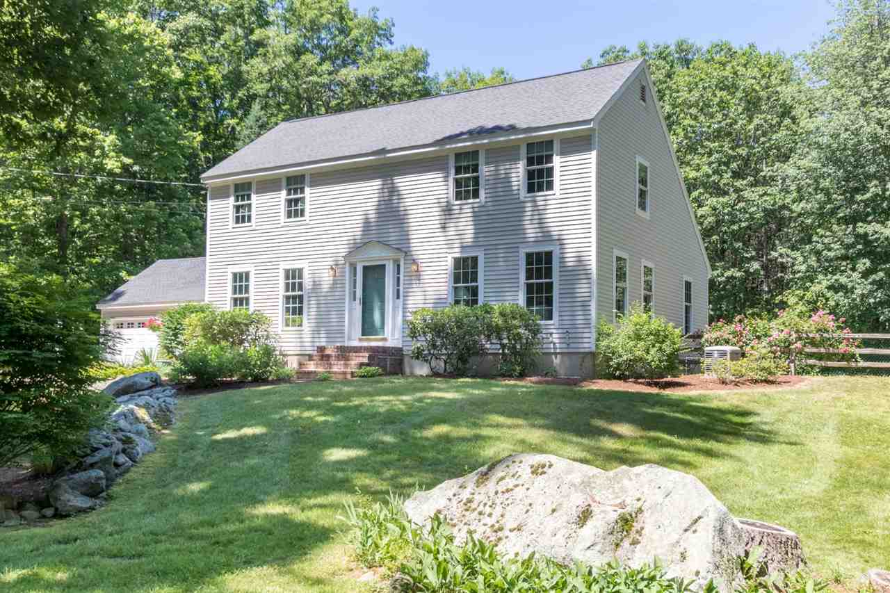 9 Hartman Place Exeter, NH 03833 - Photo 3 of 40