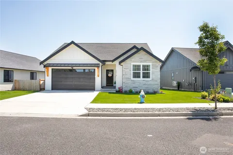 $585,000 | 2016 Steelhead Way, Lynden, WA 98264