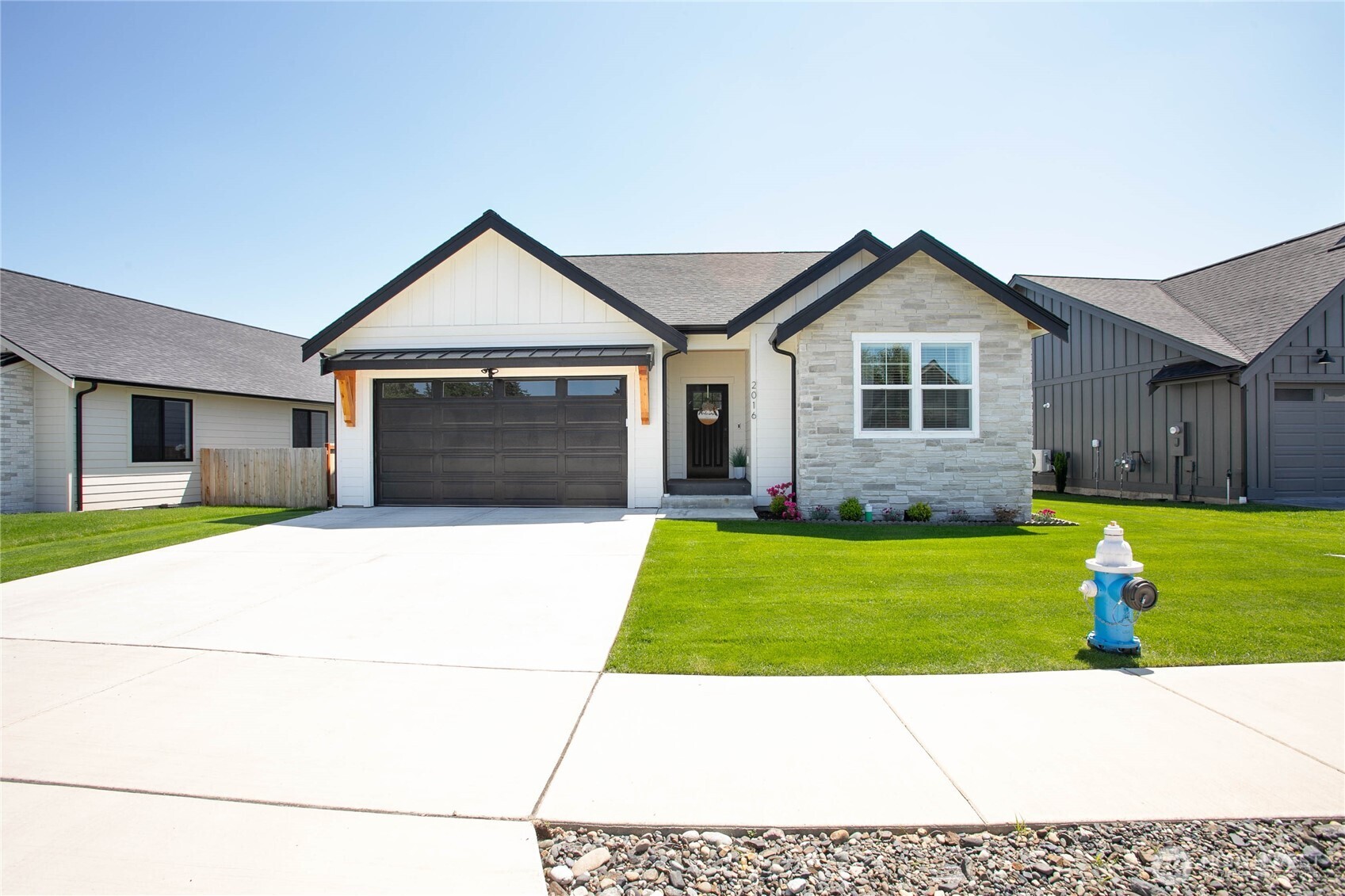 2016 Steelhead Way Lynden, WA 98264 - Photo 3 of 28