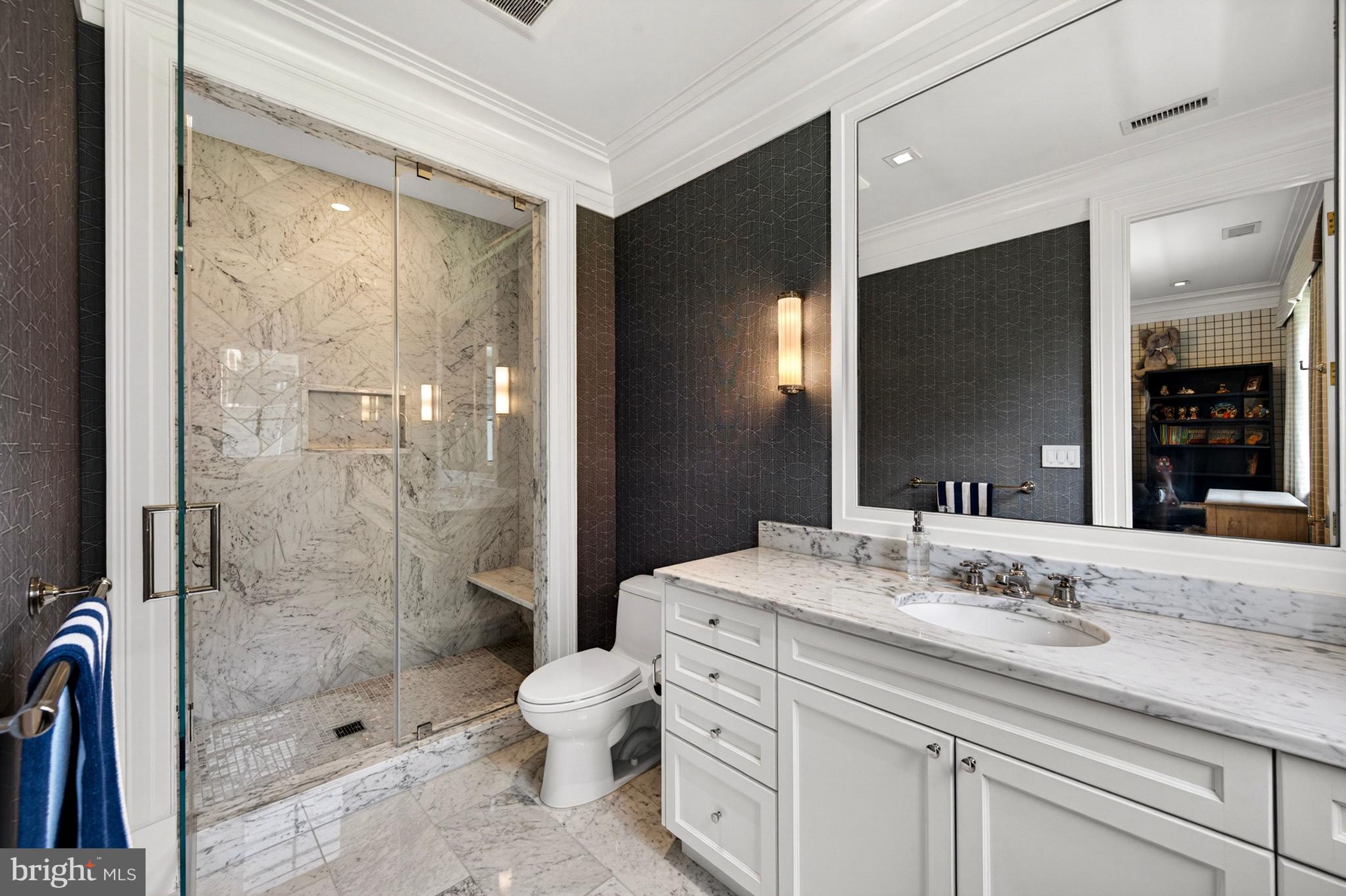 4432 Chestnut Lane Washington, DC 20007 - Photo 29 of 43 Bedroom 4 - En-suite Bathroom