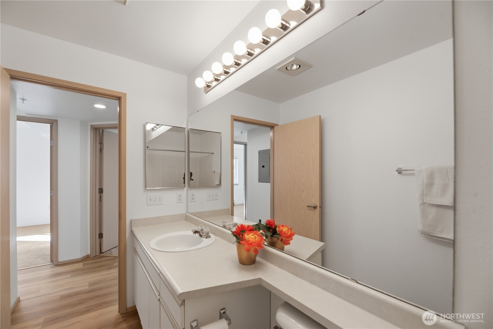 11130 Southeast 208th Street, Unit H102 Kent, WA 98031 - Photo 22 of 38