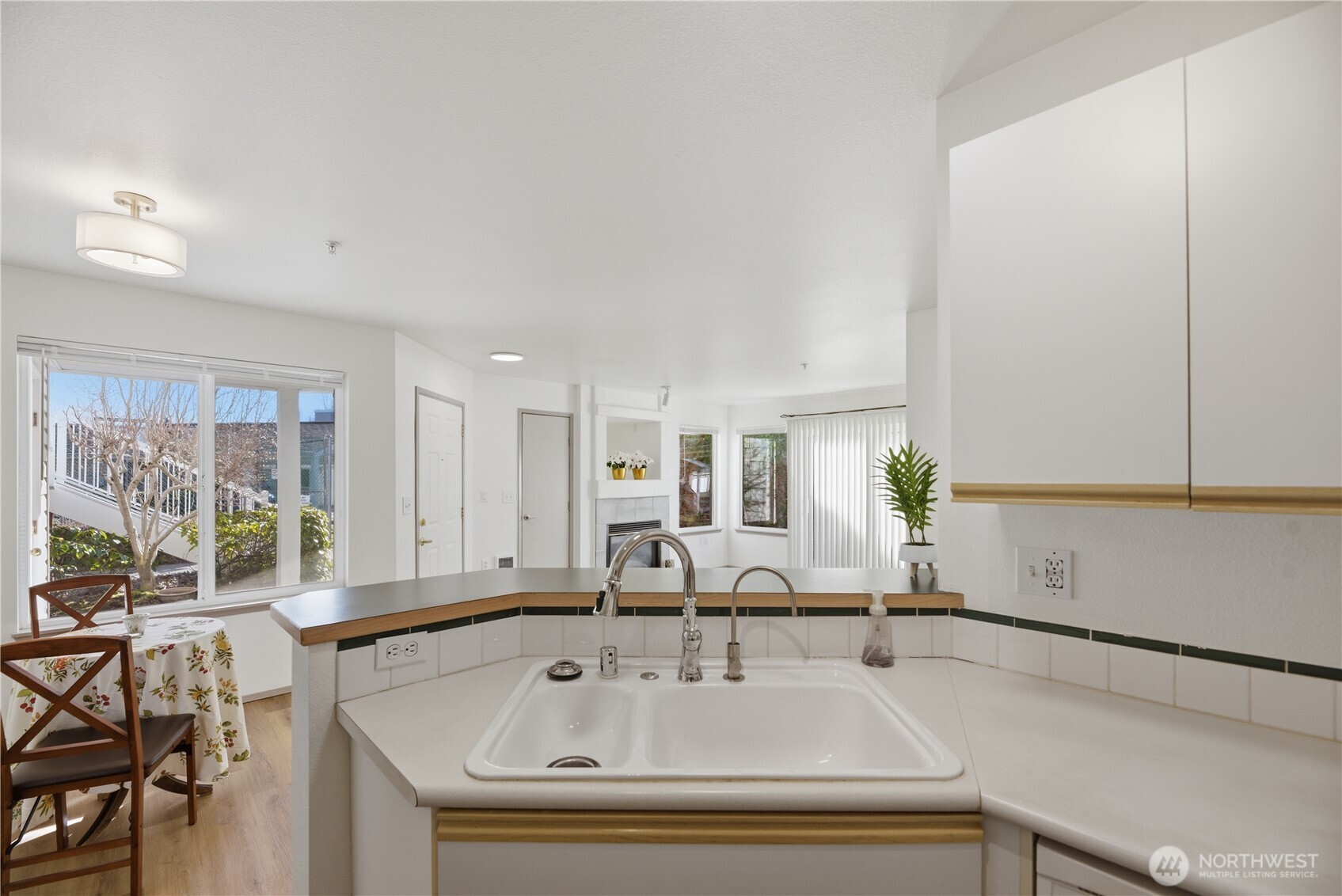 11130 Southeast 208th Street, Unit H102 Kent, WA 98031 - Photo 9 of 38