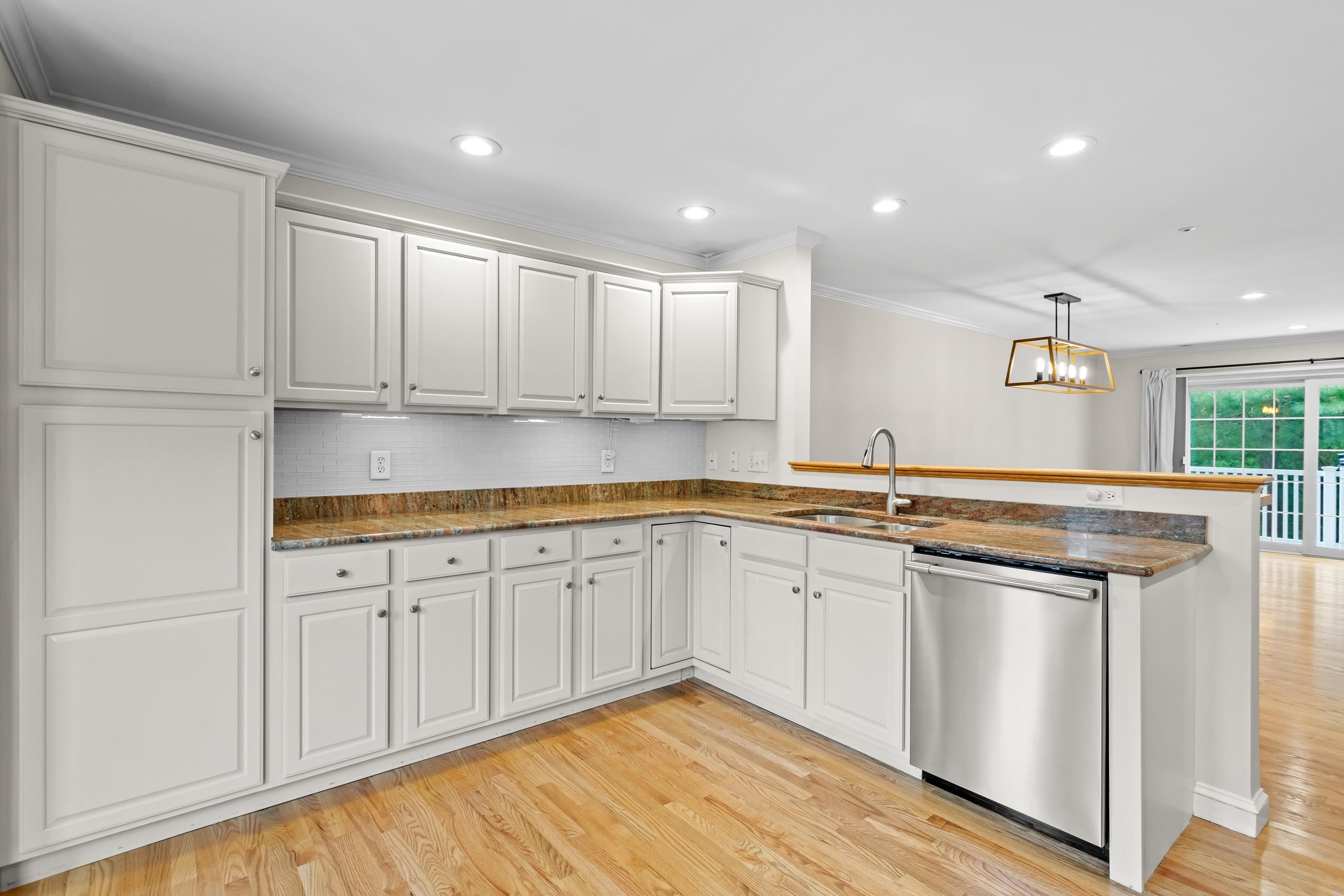 243 Drakeside Road, Unit 7 Hampton, NH 03842 - Photo 11 of 49