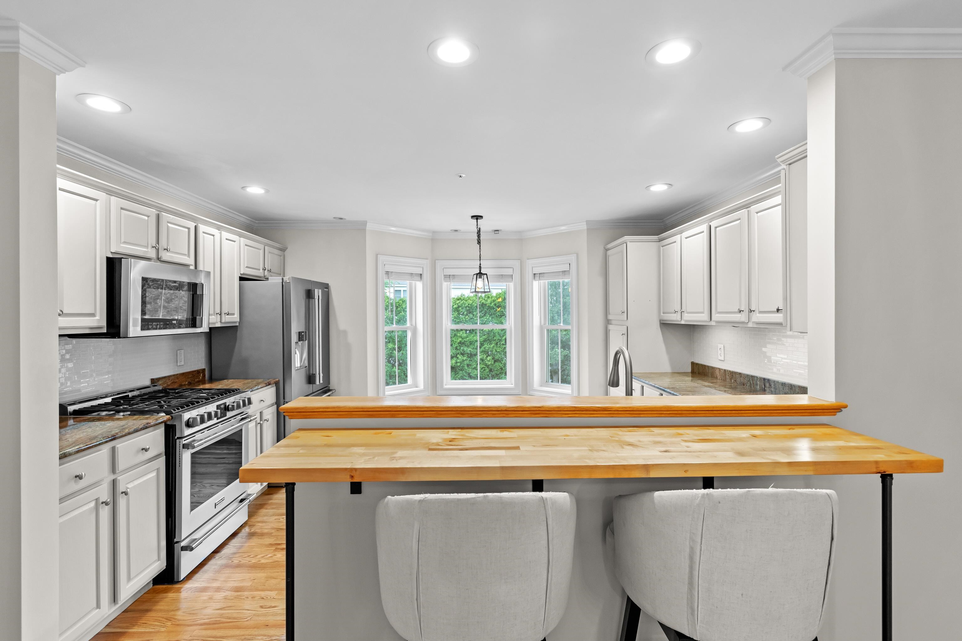243 Drakeside Road, Unit 7 Hampton, NH 03842 - Photo 8 of 49
