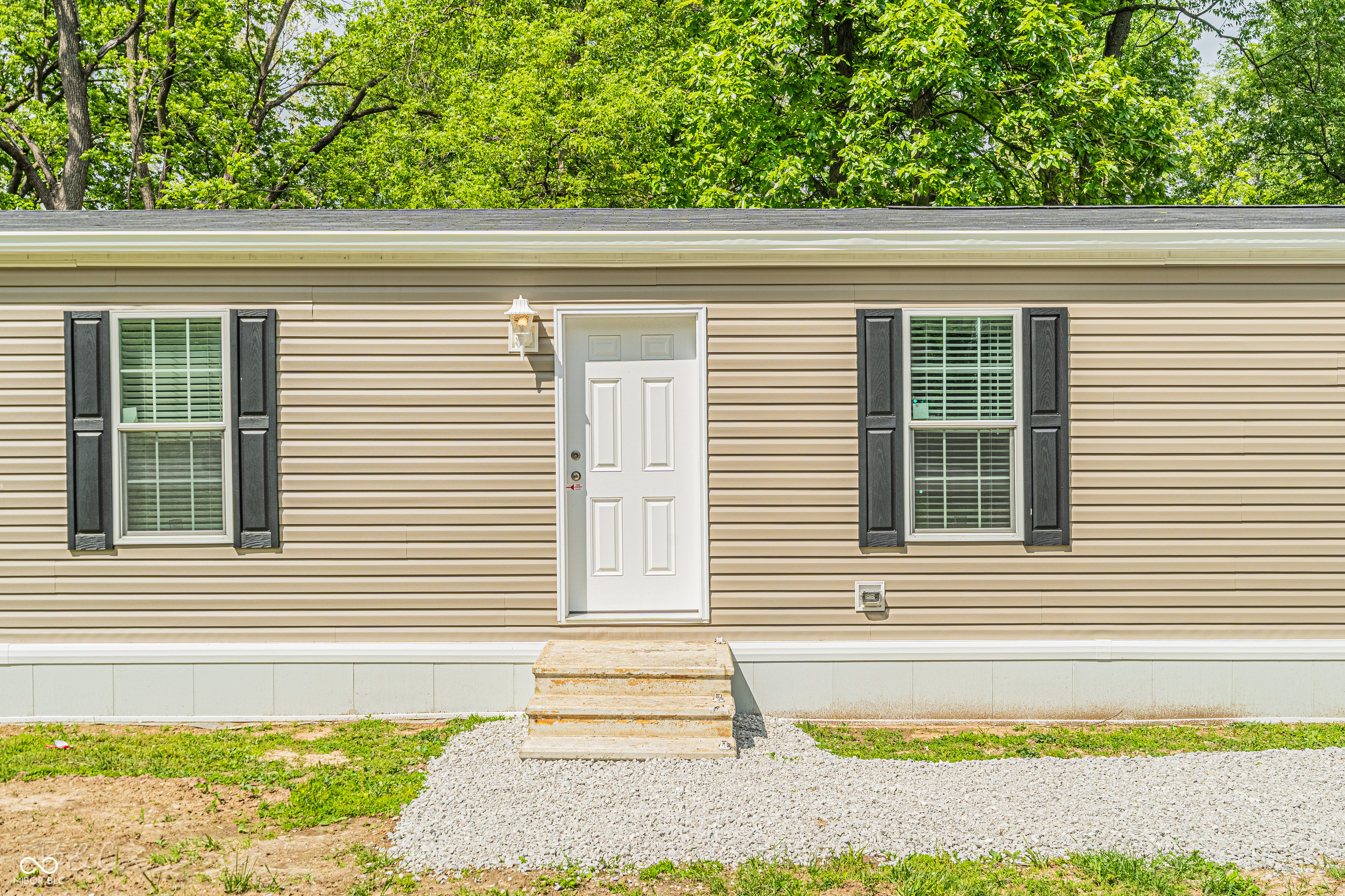40 Lazy River Road Cloverdale, IN 46120 - Photo 2 of 46