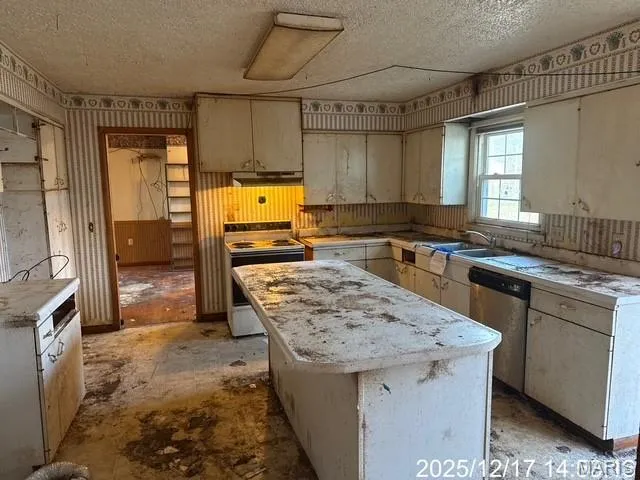 $137,500 | 1130 Tower Road, Lebanon, MO 65536