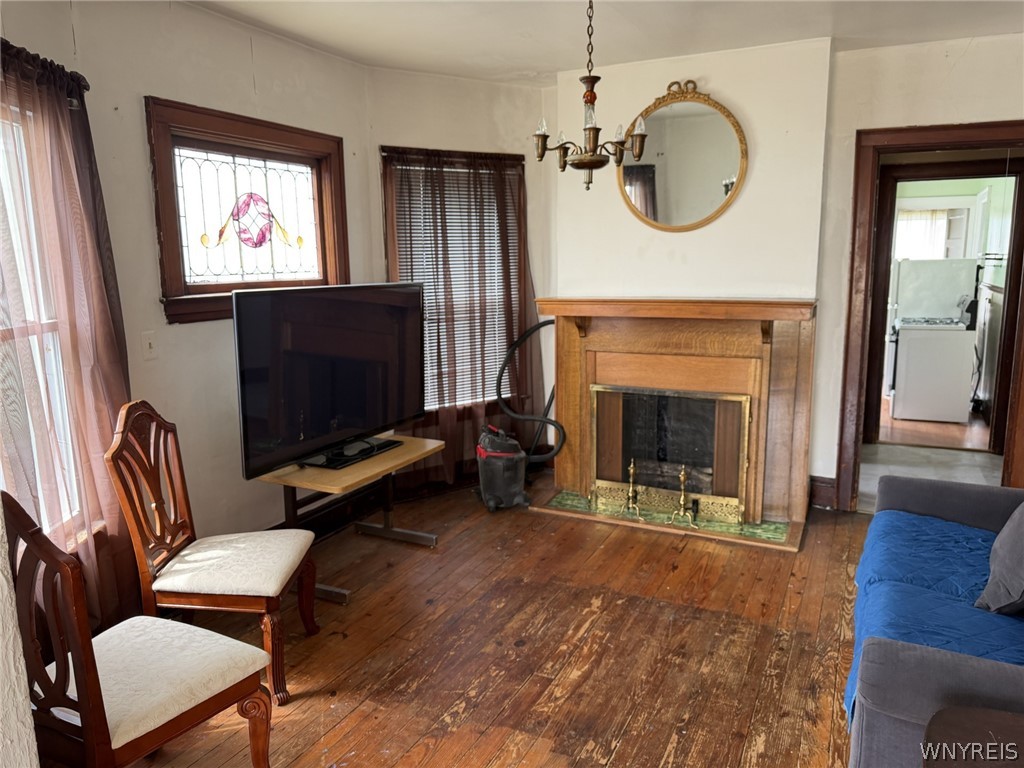 166 Herkimer Street Buffalo, NY 14213 - Photo 17 of 26 Dining Room Unit 2