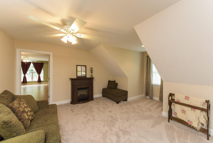 2488 Hudlow Loop Road Dunlap, TN 37327 - Photo 30 of 48 Den Upstairs