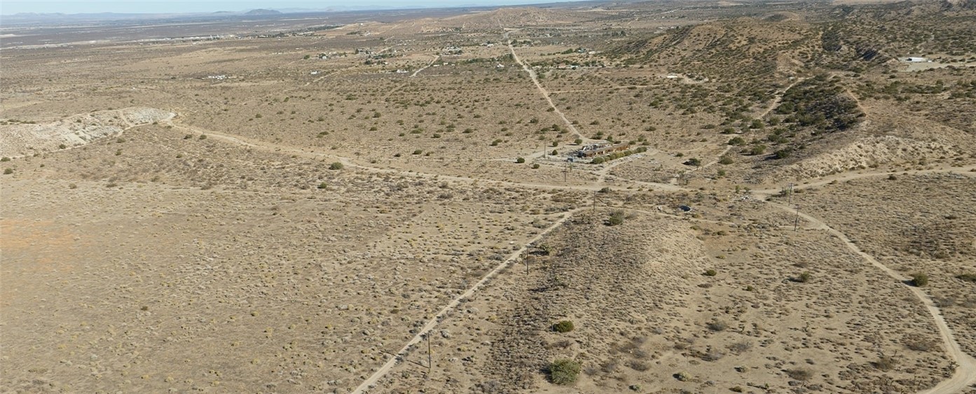 7 Jeep Road Littlerock, CA 93543 - Photo 6 of 9 a view of beach and an ocean view