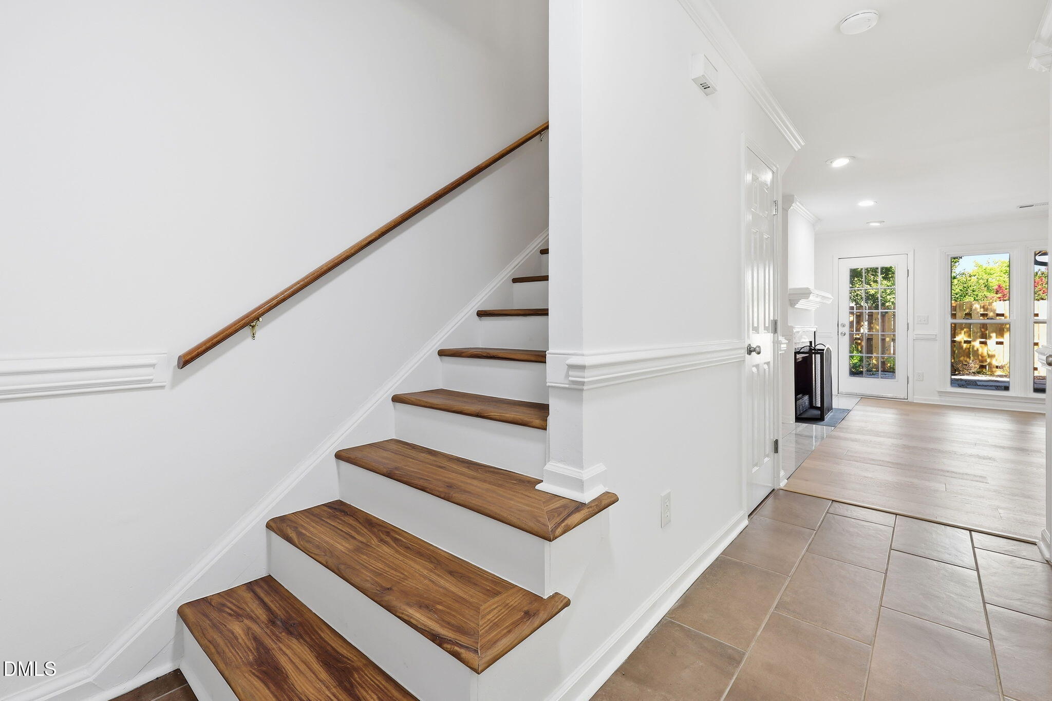 6901 Saxby Court Raleigh, NC 27613 - Photo 13 of 43 9-web-or-mls-IMG_0273