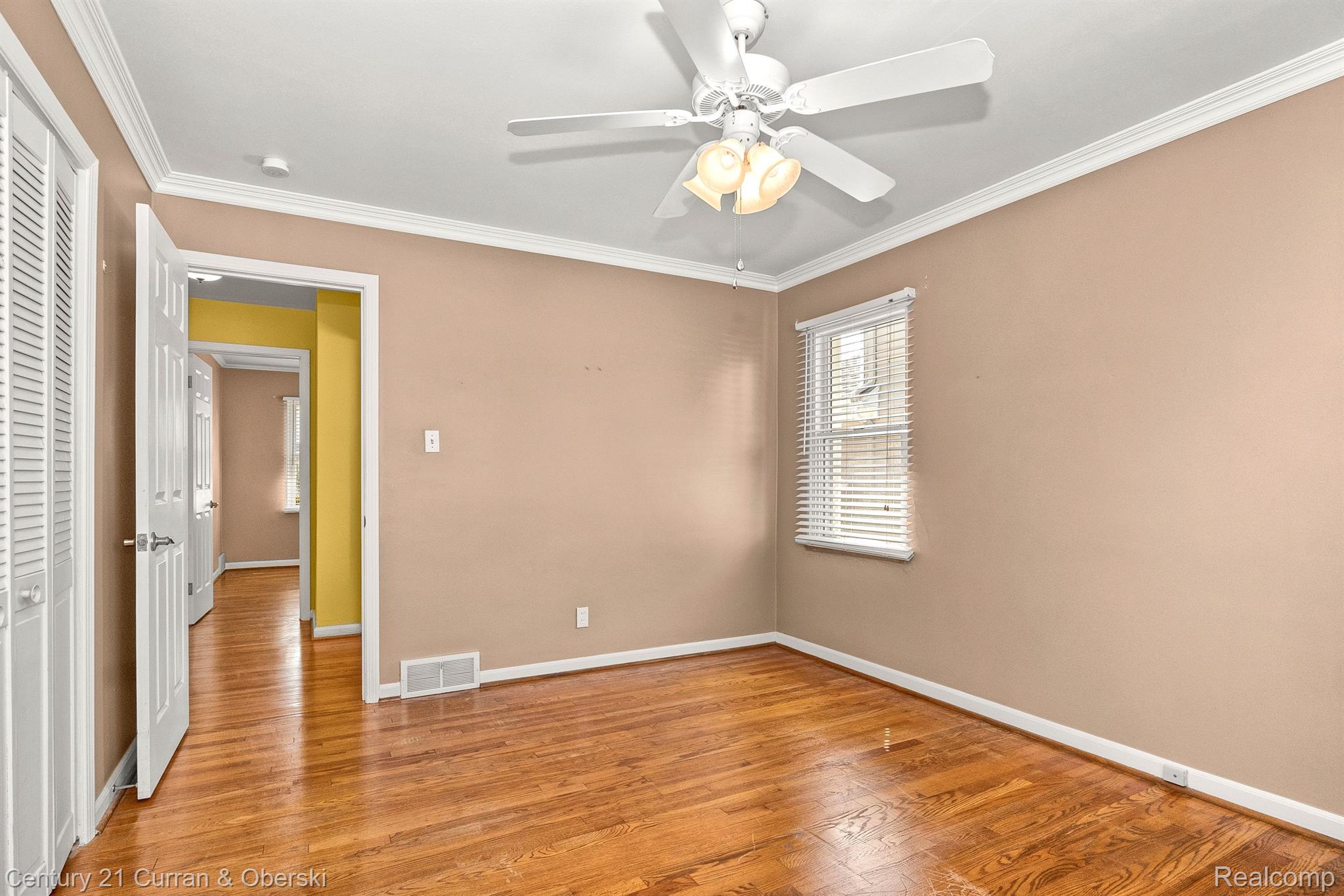 1738 North Gulley Road Dearborn, MI 48128 - Photo 18 of 35 Gallery Image 18