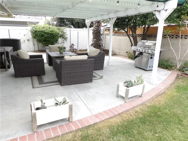 $499,900 | 177 North Stanford Street, Hemet, CA 92544