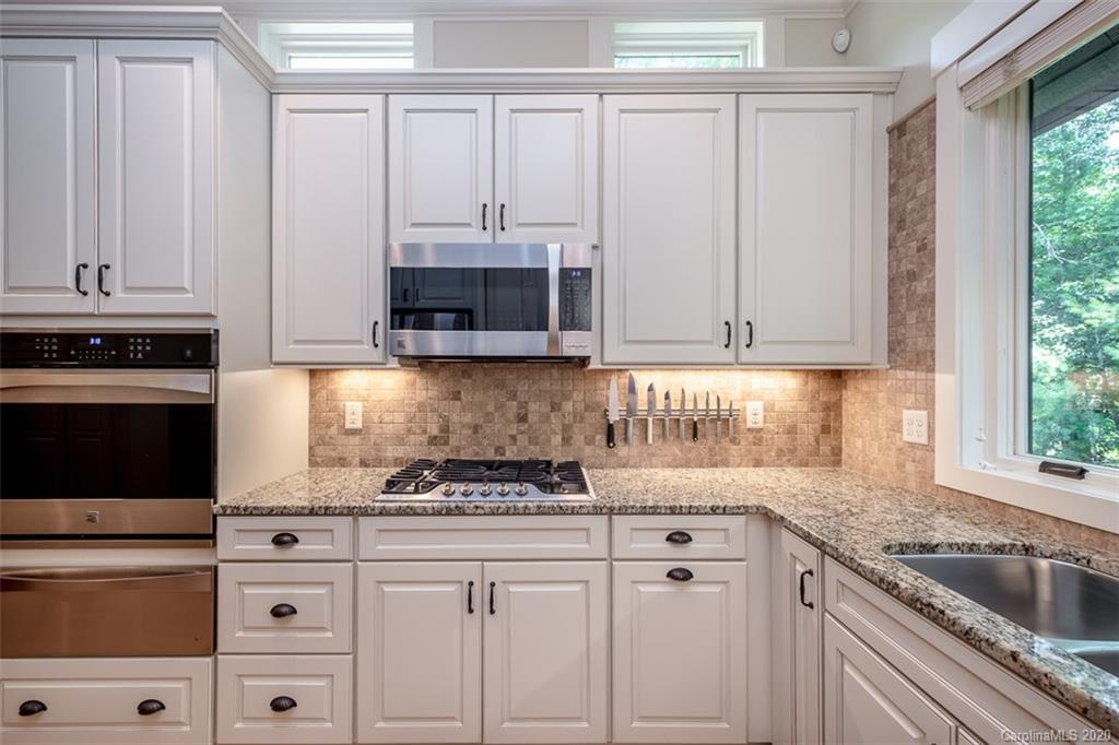 445 Camptown Road Brevard, NC 28712 - Photo 24 of 47 Gallery Image 24