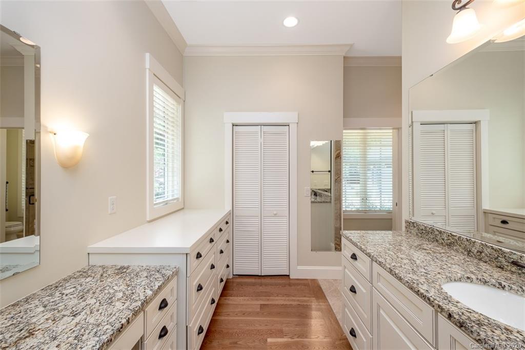 445 Camptown Road Brevard, NC 28712 - Photo 9 of 47 Gallery Image 9