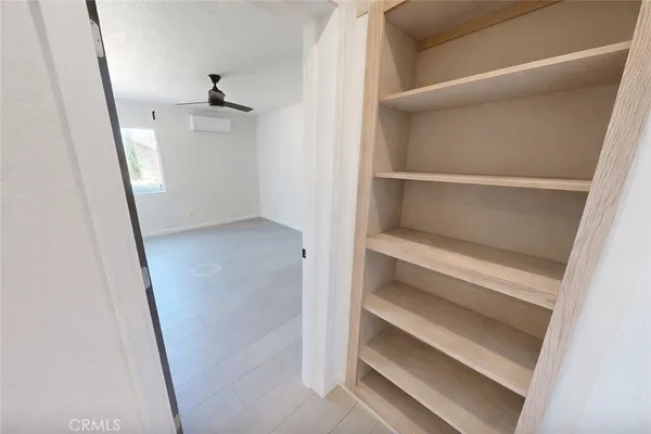 $2,375 | 5637 Redwood Avenue, Unit B, Palmdale, CA 93551