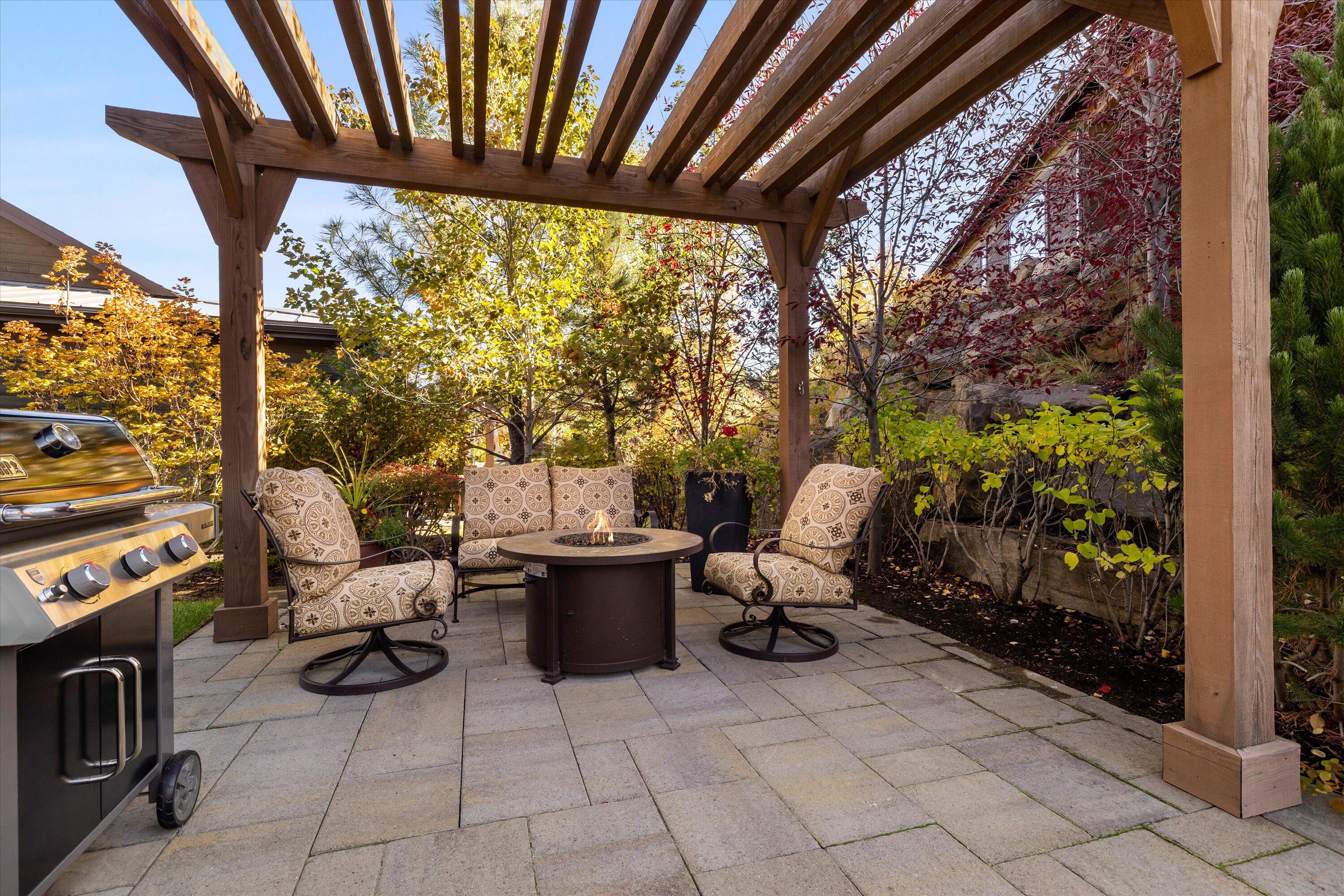 61354 Triple Knot Road Bend, OR 97702 - Photo 49 of 63