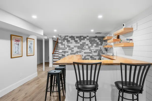 $899,000 | 290 Riverview Lane, Centerville, MA 02632
