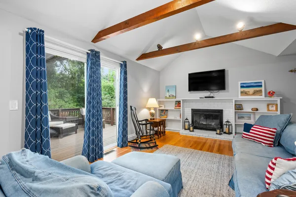 $899,000 | 290 Riverview Lane, Centerville, MA 02632