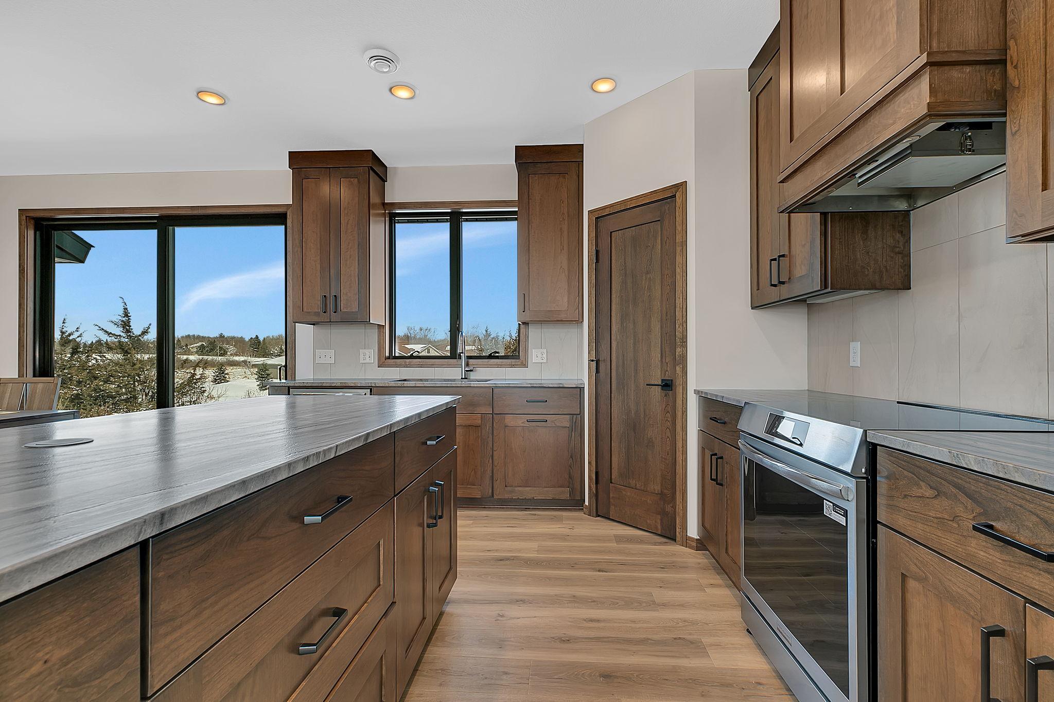 3401 Wildflower Road St. Cloud, MN 56301 - Photo 4 of 20