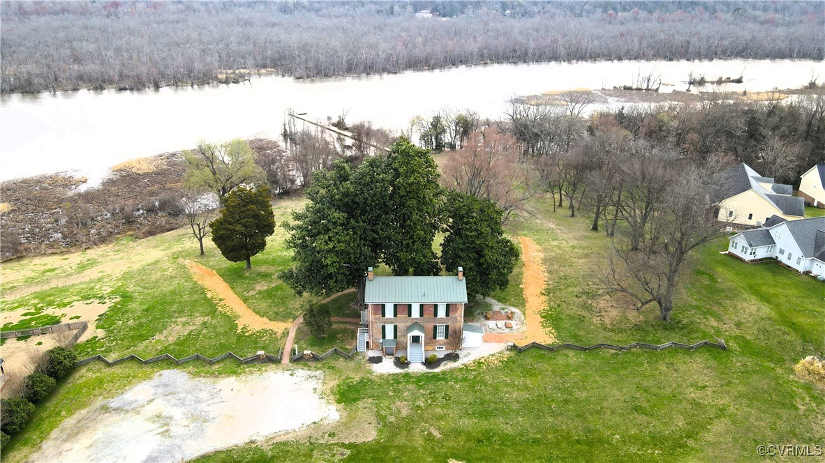 207 Comstock Drive Colonial Heights, VA 23834 - Photo 41 of 44 a view of a back yard of the house