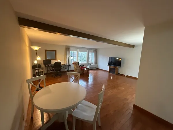 $2,600 | 4 Longwood Drive, Unit 3, Andover, MA 01810