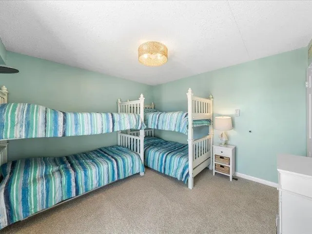 a picture of city view