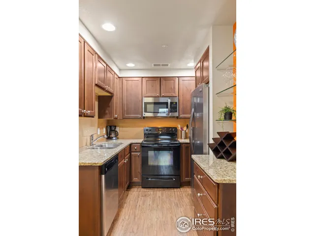 $500,000 | 220 Willow Street, Unit 302, Fort Collins, CO 80524