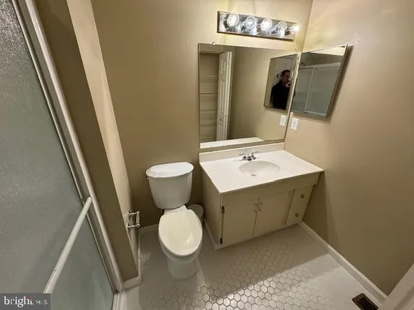 $2,600 | 503 Steeplechase Court, Woodbury, NJ 08096
