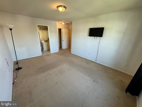$2,600 | 503 Steeplechase Court, Woodbury, NJ 08096
