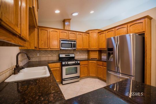 428 Acacia Street Ridgecrest, CA 93555 - Photo 11 of 30 Gallery Image 11