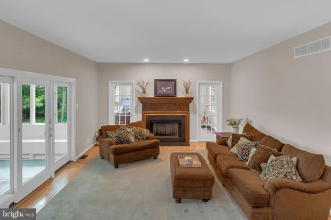 $1,199,000 | 9 Riverstone Circle, New Hope, PA 18938