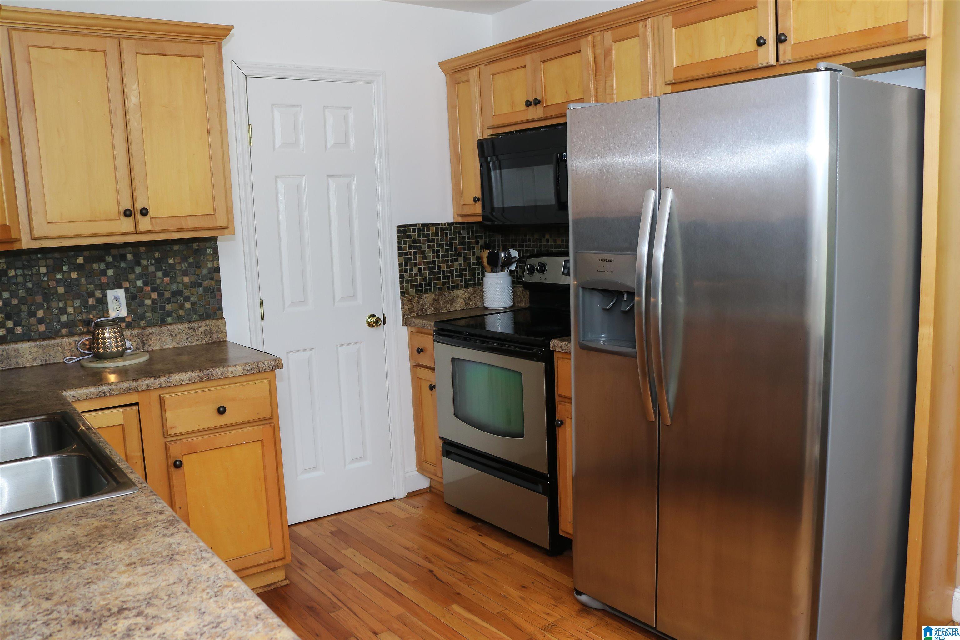 270 Hubbard Road Sylacauga, AL 35150 - Photo 5 of 13
