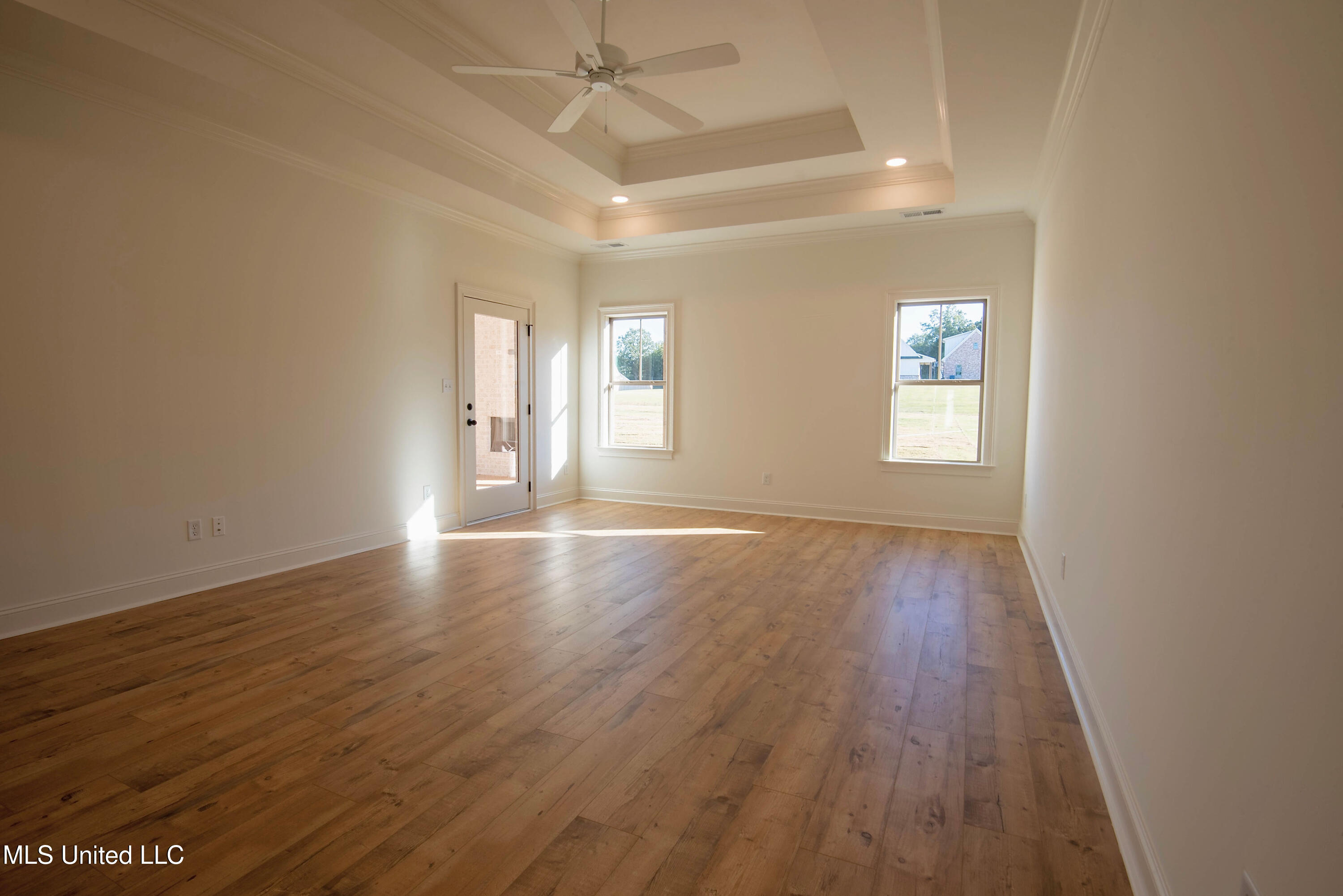 5077 Reserve Way Hernando, MS 38632 - Photo 14 of 27 14-primary bedroom