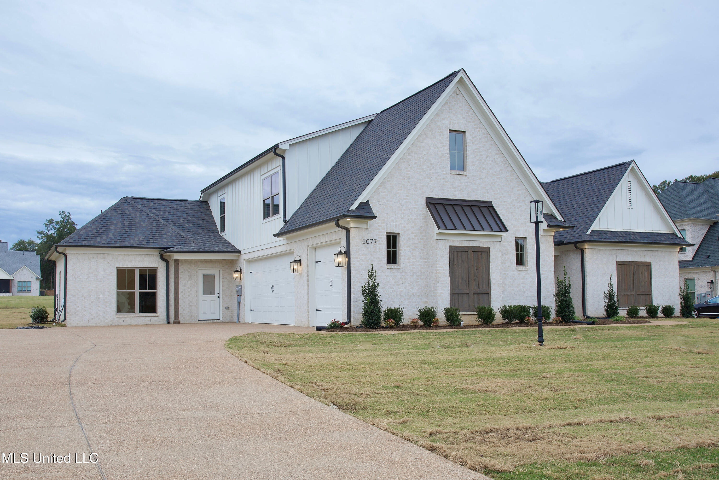 5077 Reserve Way Hernando, MS 38632 - Photo 2 of 27 14-side elevation