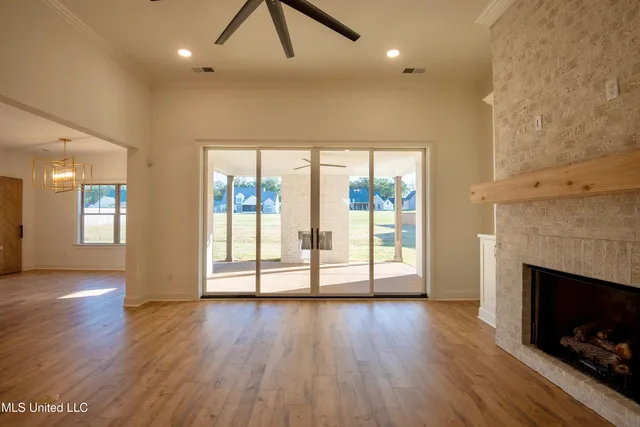 $713,876 | 5077 Reserve Way, Hernando, MS 38632