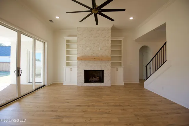 $713,876 | 5077 Reserve Way, Hernando, MS 38632