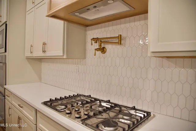 $713,876 | 5077 Reserve Way, Hernando, MS 38632