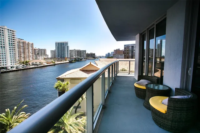 $7,500 | 2600 East Hallandale Beach Boulevard, Unit T501, Hallandale Beach, FL 33009