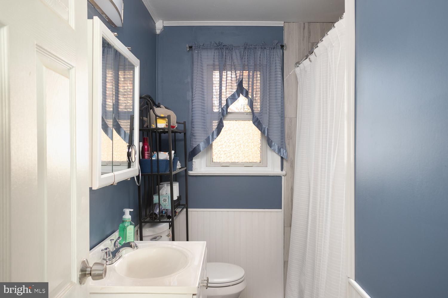 219 Front Street Fieldsboro, NJ 08505 - Photo 10 of 16