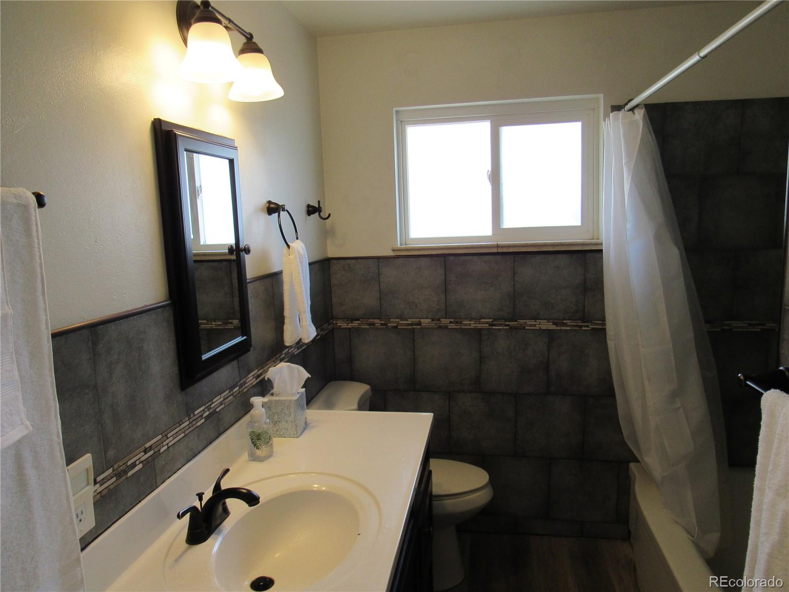 7821 Raleigh Street Westminster, CO 80030 - Photo 11 of 37 Gallery Image 11