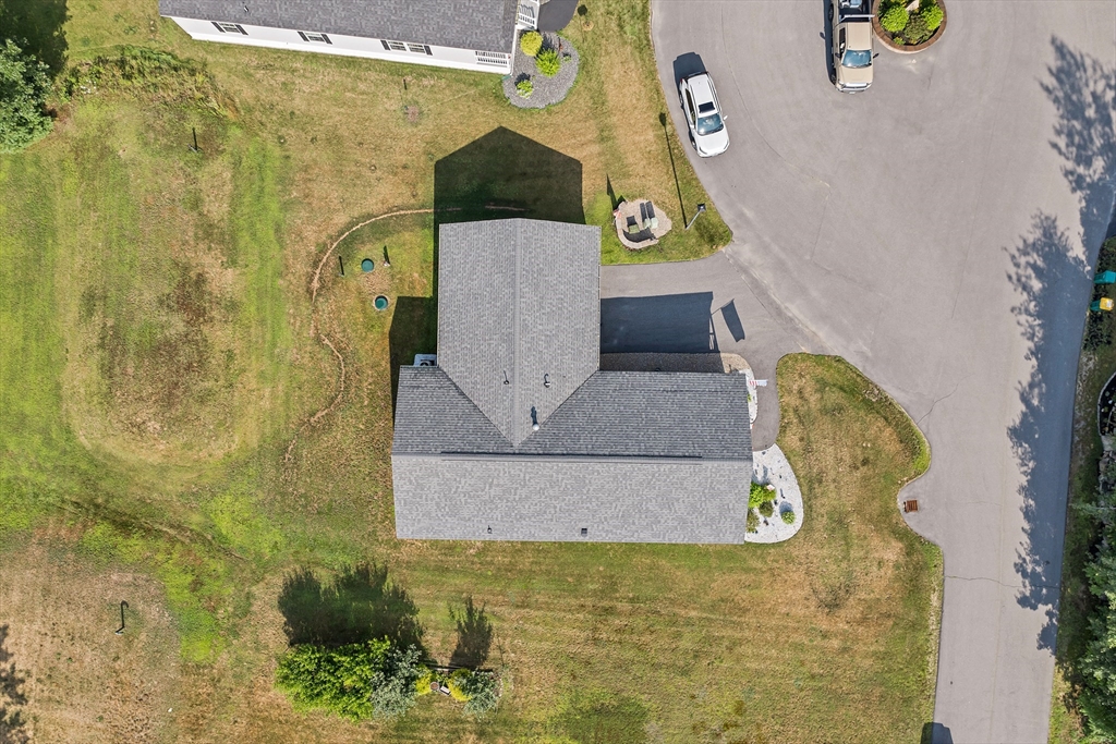 10 Ashleigh Lane, Unit 10 Rochester, NH 03867 - Photo 8 of 42