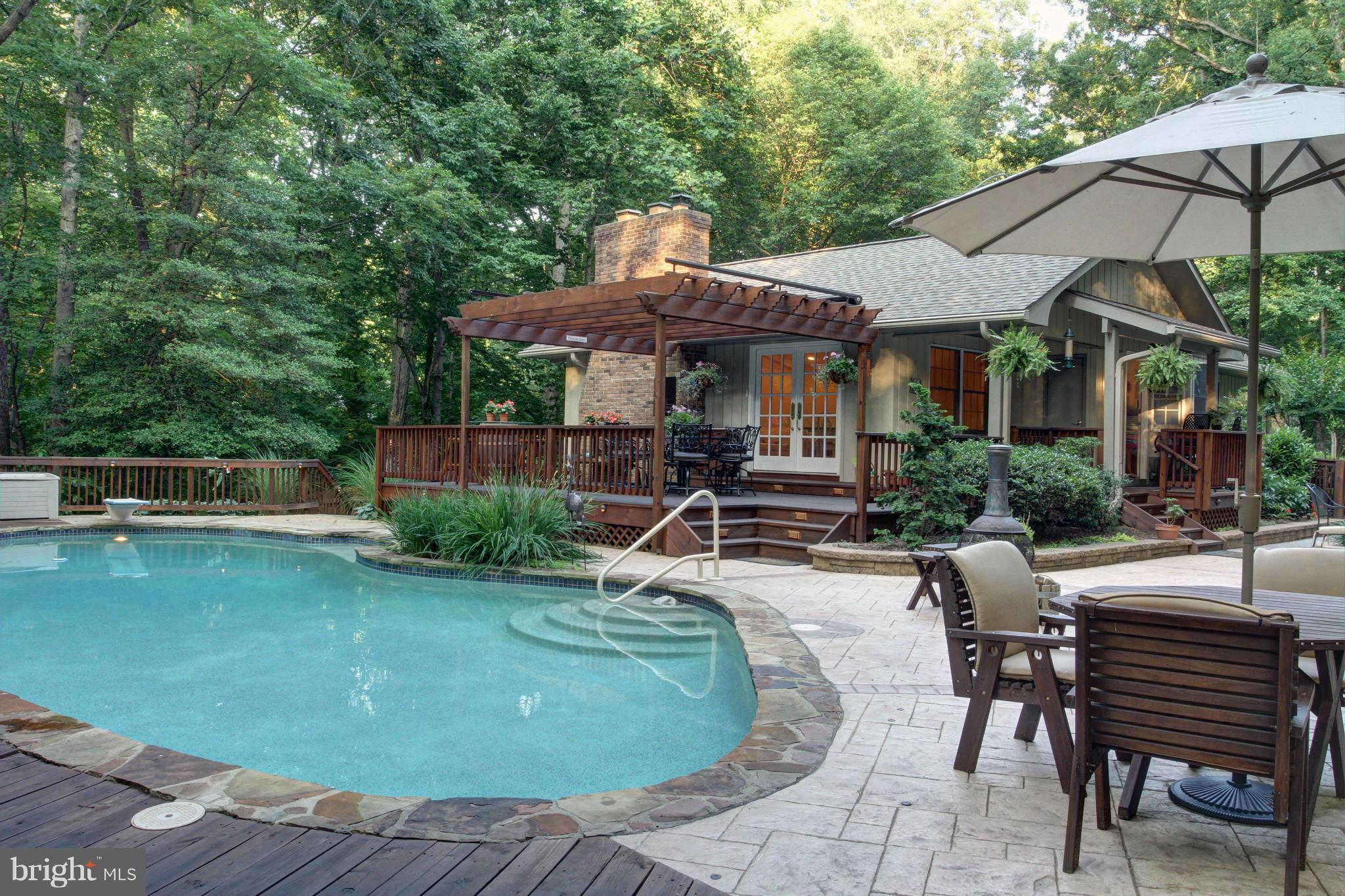 516 Ridge Road Annapolis, MD 21401 - Photo 25 of 30 Exterior (Rear)