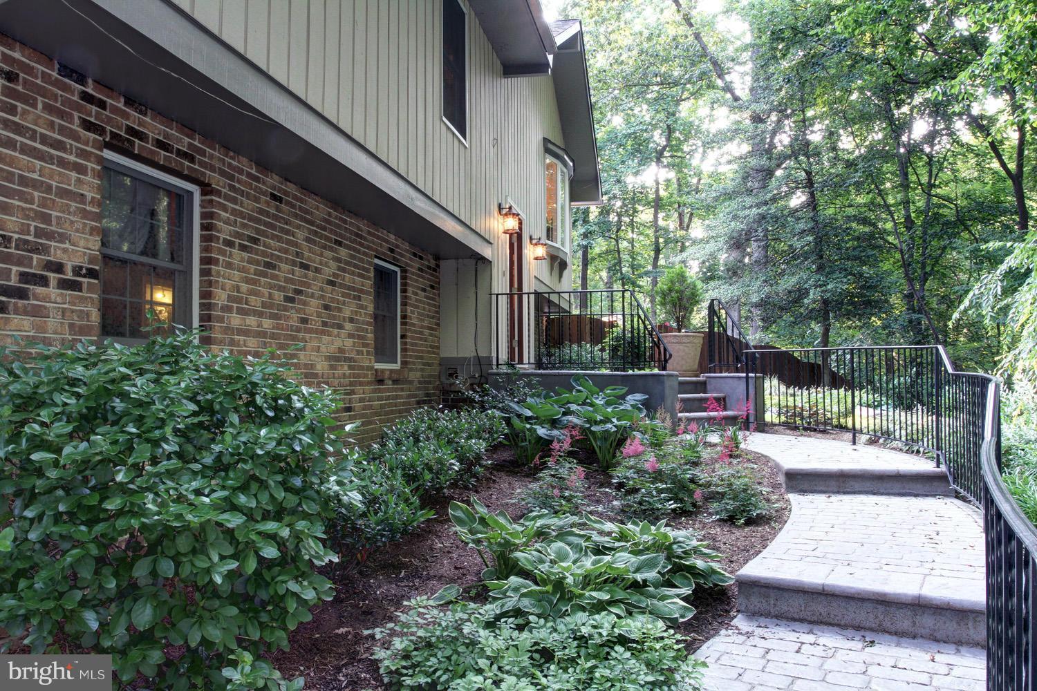 516 Ridge Road Annapolis, MD 21401 - Photo 4 of 30 Exterior (Front)