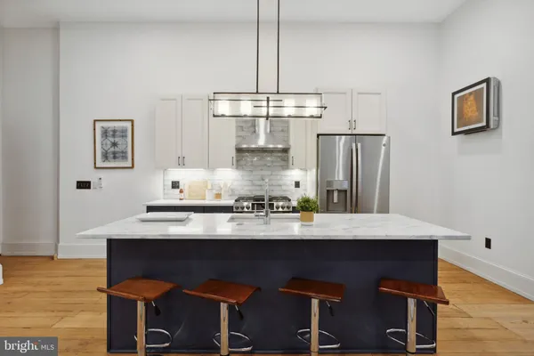 $853,000 | 1716 Spruce Street, Unit 6, Philadelphia, PA 19103