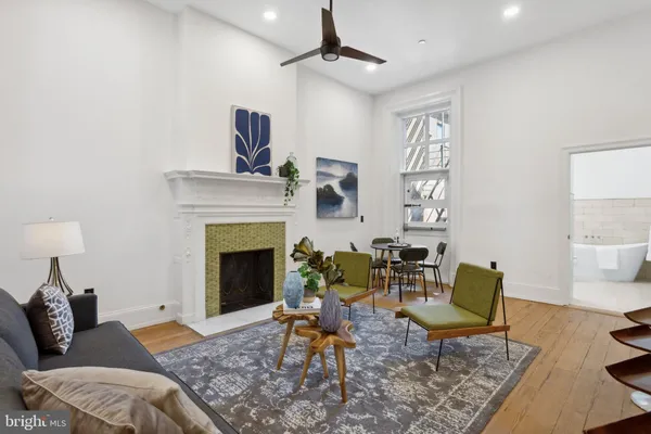 $853,000 | 1716 Spruce Street, Unit 6, Philadelphia, PA 19103