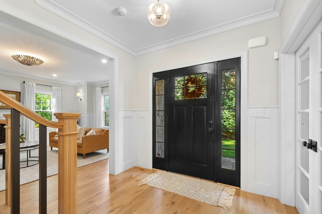 71 Webb Street Lexington, MA 02420 - Photo 3 of 42