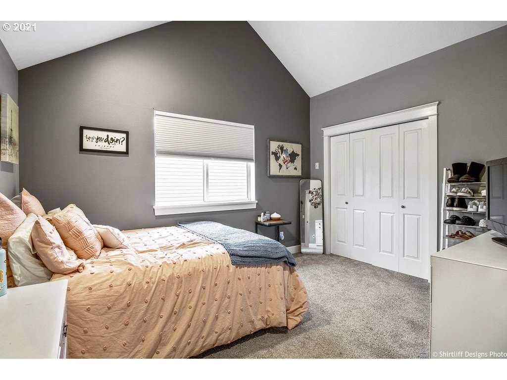 3725 Julia Loop Eugene, OR 97404 - Photo 24 of 32 Gallery Image 24