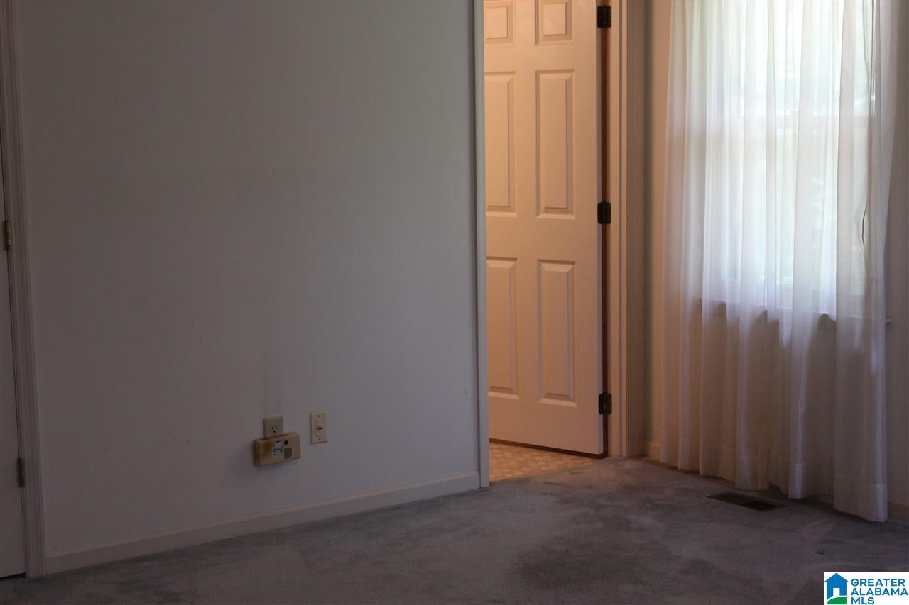 993 Comanche Trail Anniston, AL 36206 - Photo 34 of 47